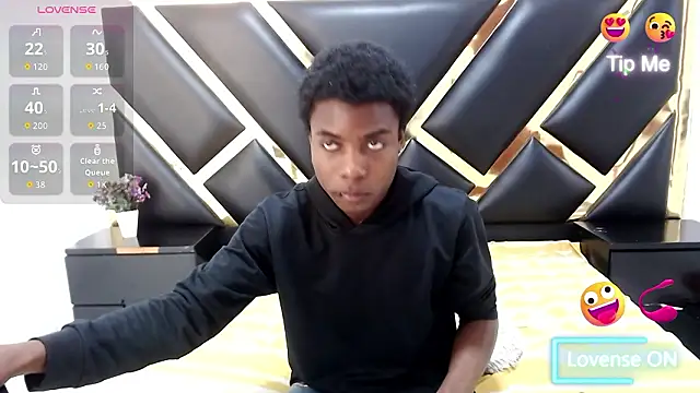 NoahJhonson69 online show from March 10, 4:24 pm