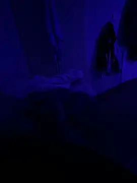 darknebula80 online show from December 2, 9:18 pm