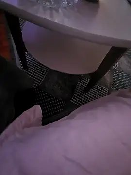 Xalooo04 online show from November 22, 5:23 pm