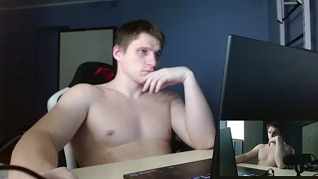 Poliglotjoe1 online show from February 18, 11:46 pm