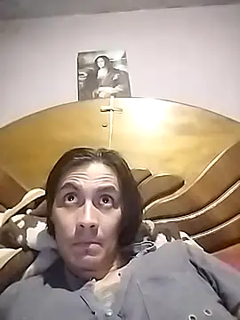 dejavujade online show from April 5, 11:01 pm