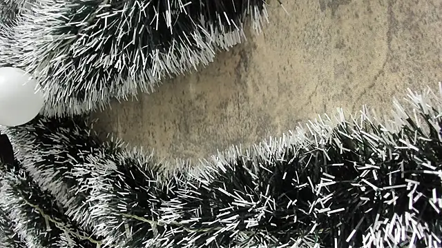 Lips red1 online show from November 21, 7:57 pm