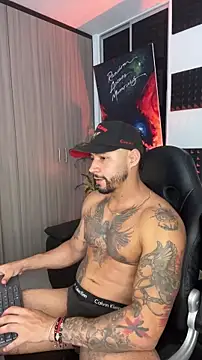 NikoHank online show from December 18, 8:32 am