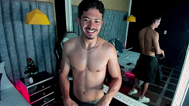 NicolaiKarav online show from February 1, 7:12 pm