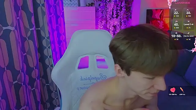 cuMte boy online show from May 25, 1:23 am