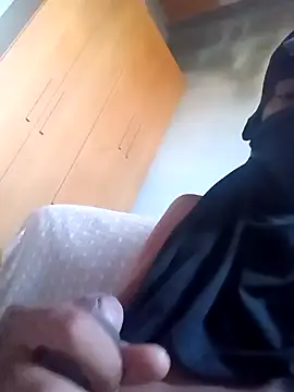 mt  121 online show from November 21, 7:35 pm