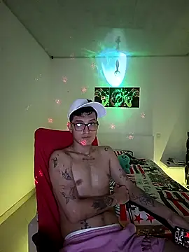 xanderss12  online show from November 22, 12:10 am