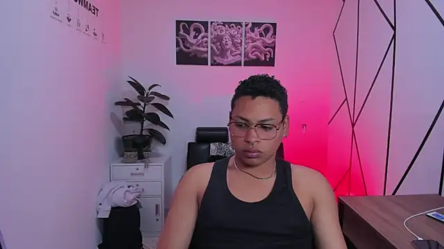 Thorian stormborn online show from November 24, 9:27 pm