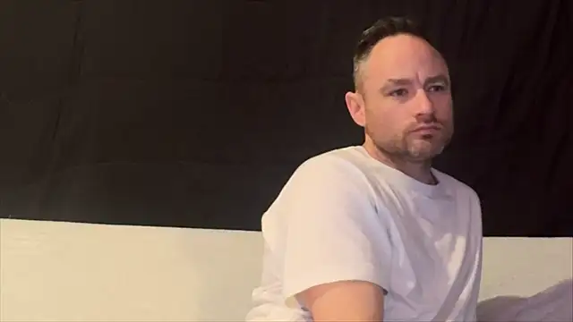 famous1tad online show from March 21, 10:09 am