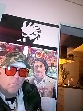 Davyjohnes online show from November 23, 11:38 pm