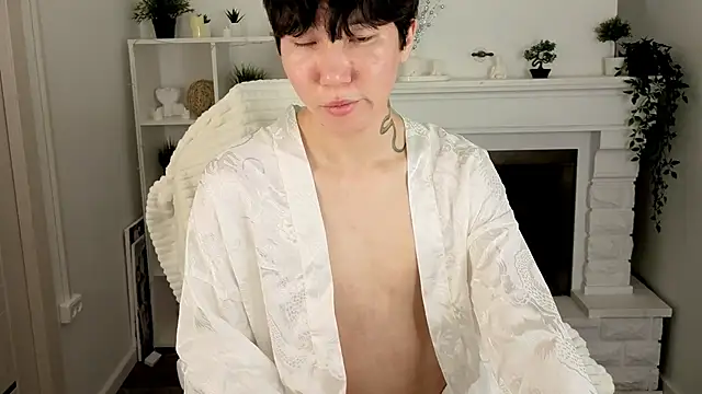 YugoAsian online show from February 18, 12:36 pm