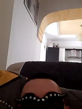 Vampiro83zz online show from March 15, 2:56 pm