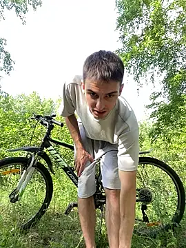 joshnovaq online show from July 2, 10:10 am