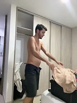 RicoValen online show from February 18, 1:59 am