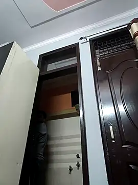 butterdelite online show from November 26, 6:00 pm