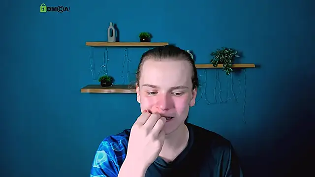 leo void online show from December 16, 8:16 pm