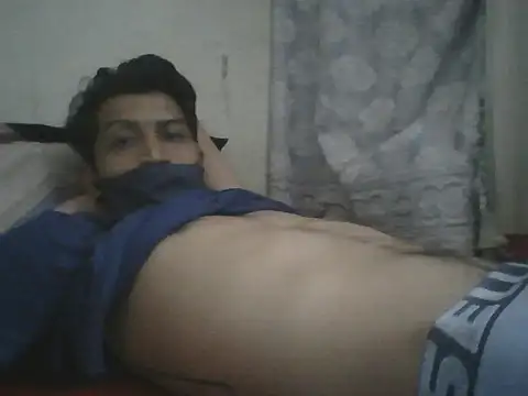 SLIMINDIANBOY online show from November 26, 7:06 pm