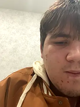 Dylon 69 online show from November 26, 3:04 pm