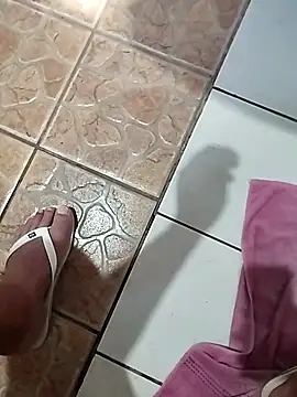 Tenenterodrigo online show from November 29, 7:05 pm