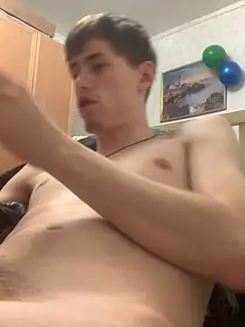 FreeRich online show from December 17, 3:14 am