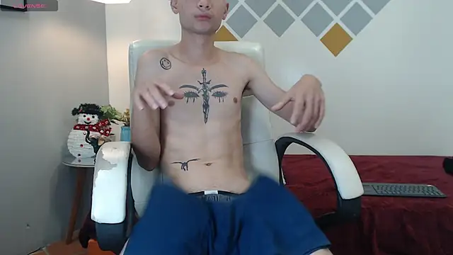 LucassSmith11 online show from January 17, 2:20 pm