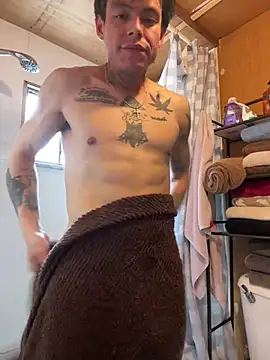 Imnotabatman45 online show from April 2, 11:34 pm