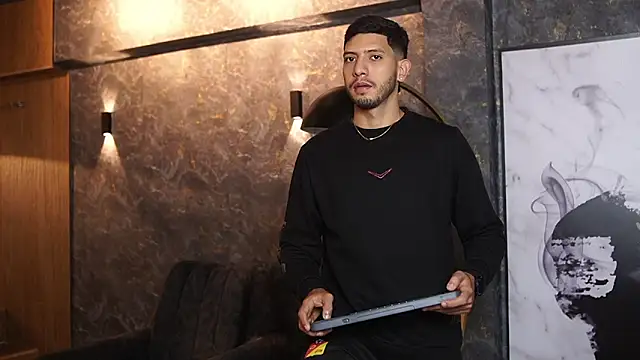 Thiago Voss online show from December 21, 12:46 pm