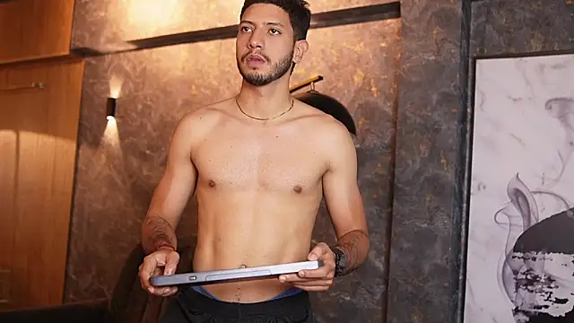 Thiago Voss online show from December 15, 12:35 pm