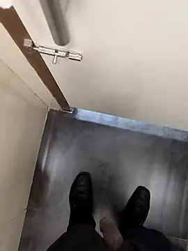 boyfromMum bai online show from April 7, 7:19 am