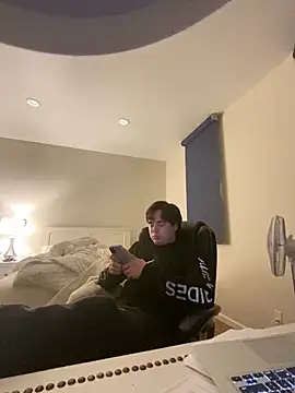 phantom898983 online show from December 21, 6:32 am