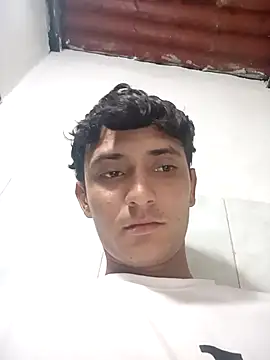 maikel23grande online show from December 14, 4:30 am