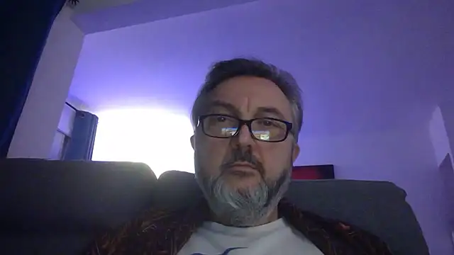 Esteban0613 online show from December 17, 9:43 pm