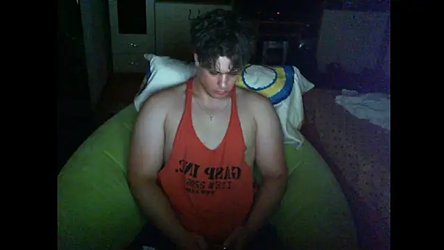 GymGuy0505 online show from June 1, 8:31 pm