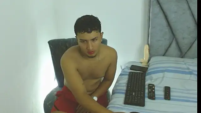 kyro estrada online show from March 1, 5:40 am