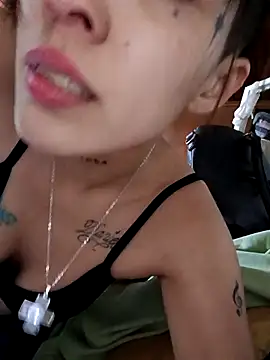 TheQuin30 online show from December 17, 5:58 am