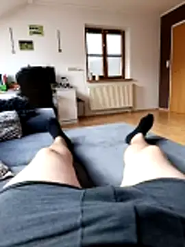 weilpasst online show from February 6, 1:08 pm