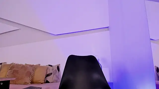 SmoothAlpha  online show from March 2, 9:33 pm