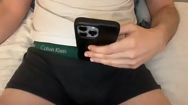 Fickero22s online show from March 15, 6:14 pm