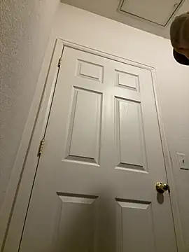 faces818 online show from April 13, 7:42 am