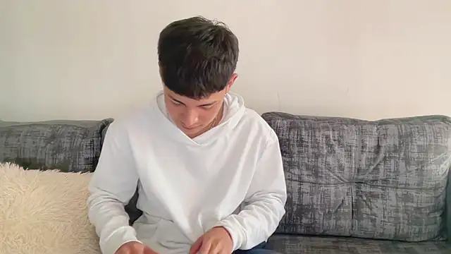 Andy Belier23 online show from April 7, 5:02 pm