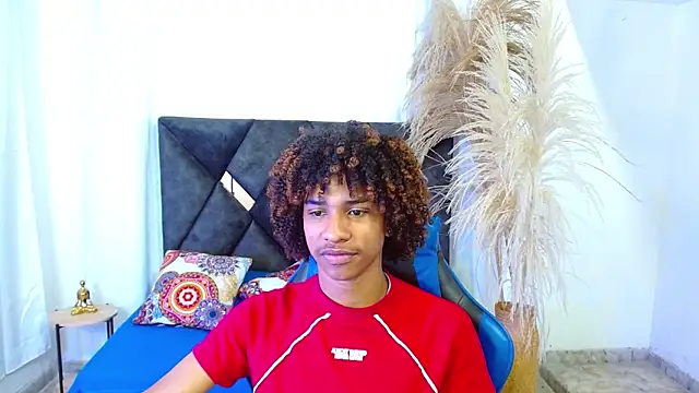 angelll18  online show from March 6, 9:01 pm