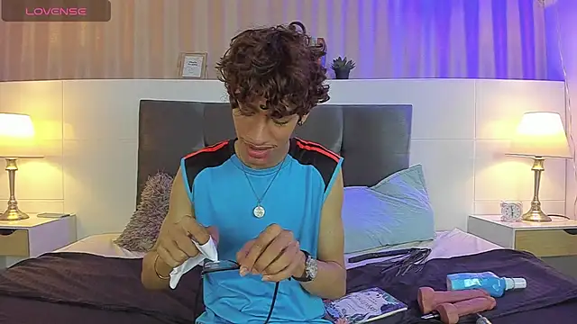 Will Turneer online show from January 15, 4:38 am