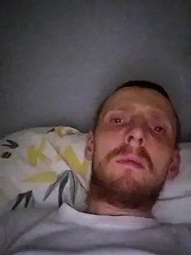 CrookedBunk3527 online show from December 22, 9:45 pm