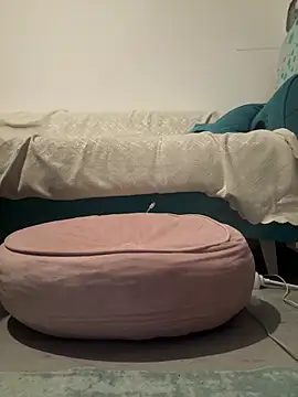 esmer baran44 online show from April 6, 7:03 pm