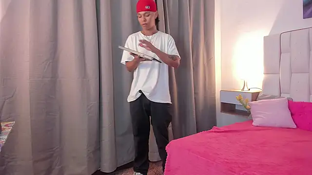 AndyKings 1 online show from April 2, 3:59 am