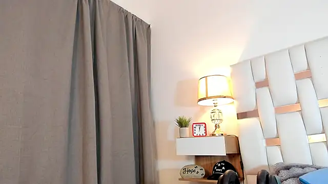 AndyKings 1 online show from April 11, 7:45 am