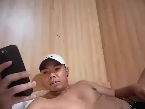 chubbybear 08 online show from February 10, 3:50 pm