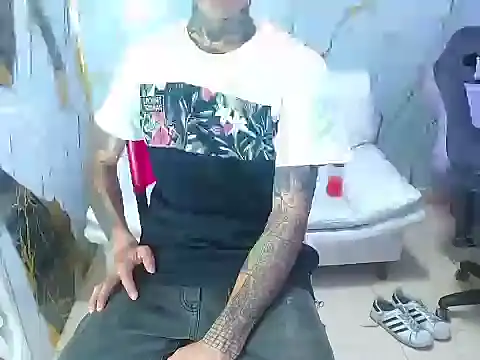 Boy tatto77 online show from January 13, 5:50 pm