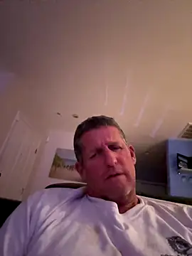 lvnlarge online show from December 19, 12:51 am