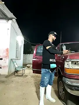 PIGHIGHDIRTY p0 online show from April 15, 5:29 am